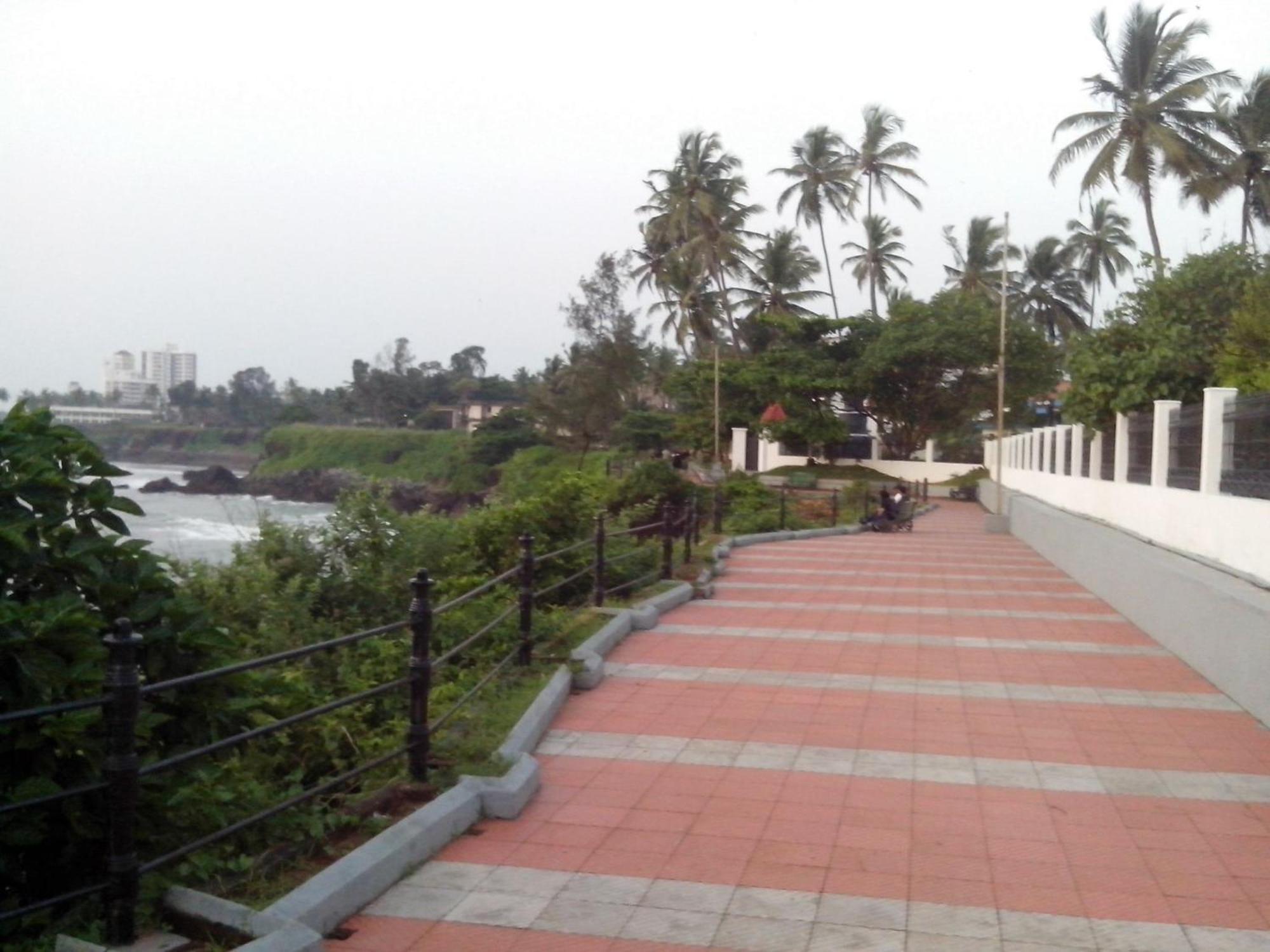 Kannur West Beach House Екстериор снимка